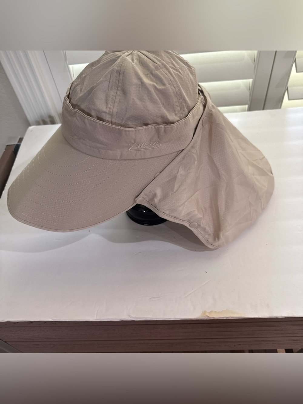 Women's Wide Brim Sun Hat with Ponytail Hole Neck Flap UV Protection Bucket Cap